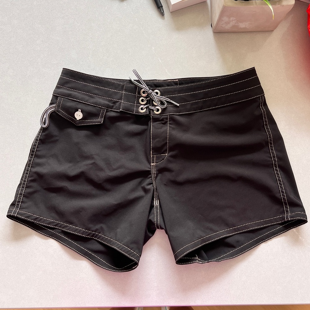 Birdwell Women’s Birdie Boardshorts Size 2
